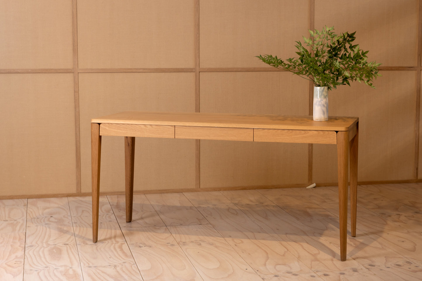 Polly Desk / Ex-Display