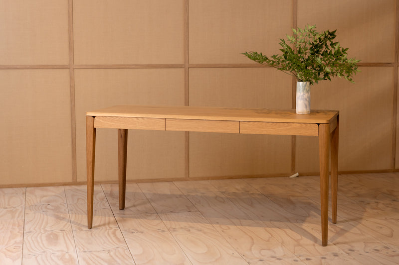 Polly Desk / Ex-Display