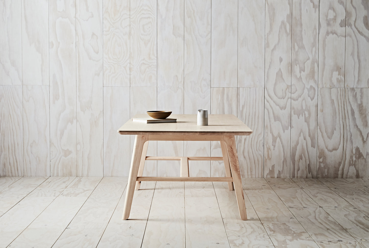 Moya Dining Table