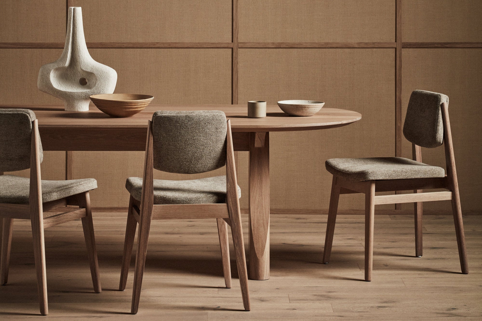 Sala Dining Table