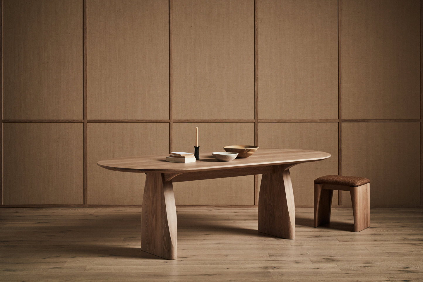 Sala Dining Table