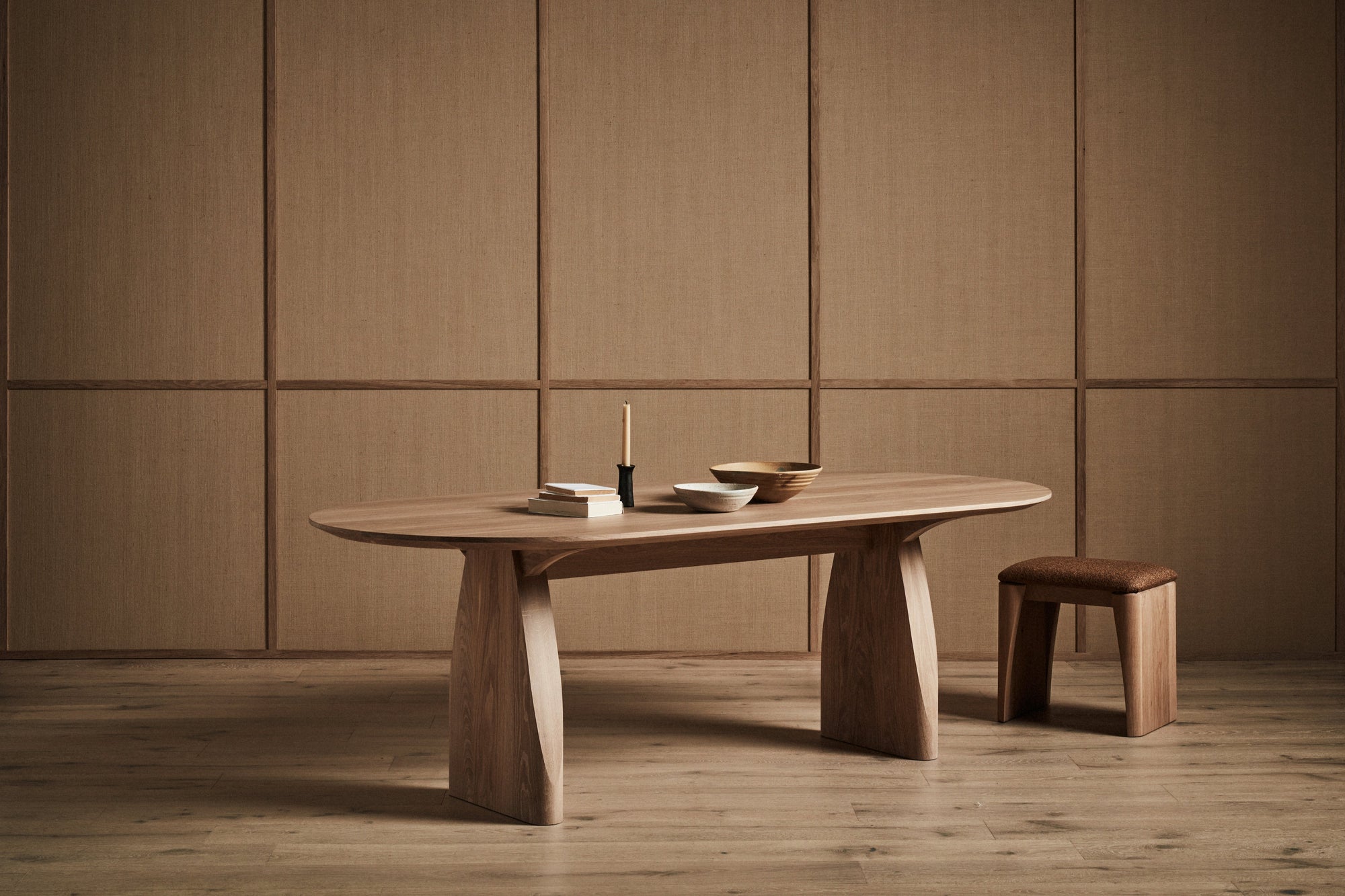 Sala Dining Table