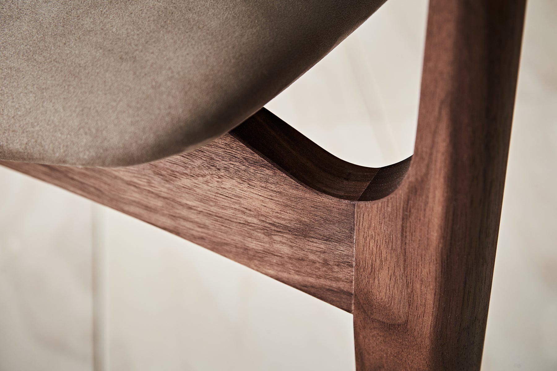 Lumi Dining Chair