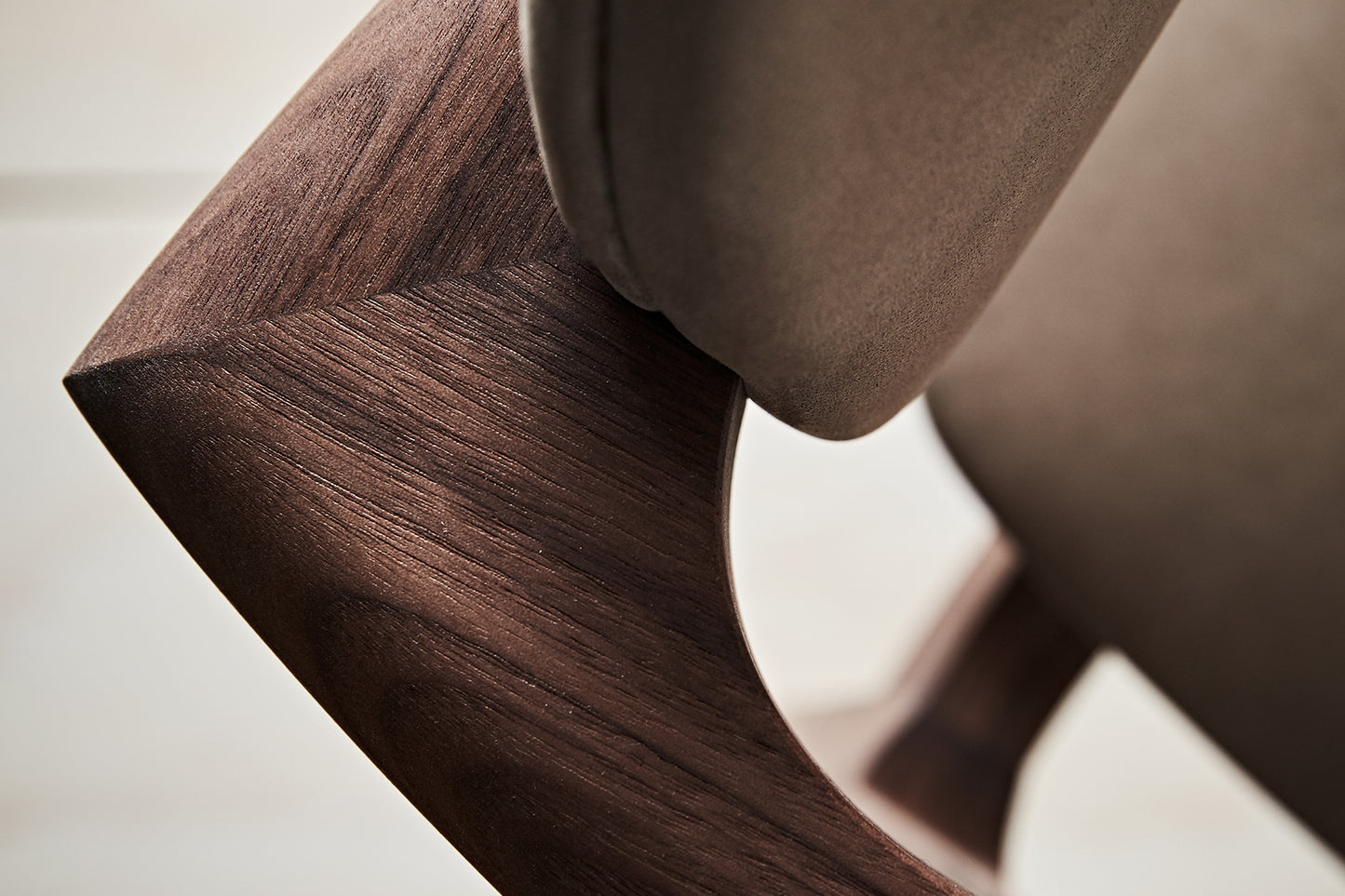 Lumi Dining Chair