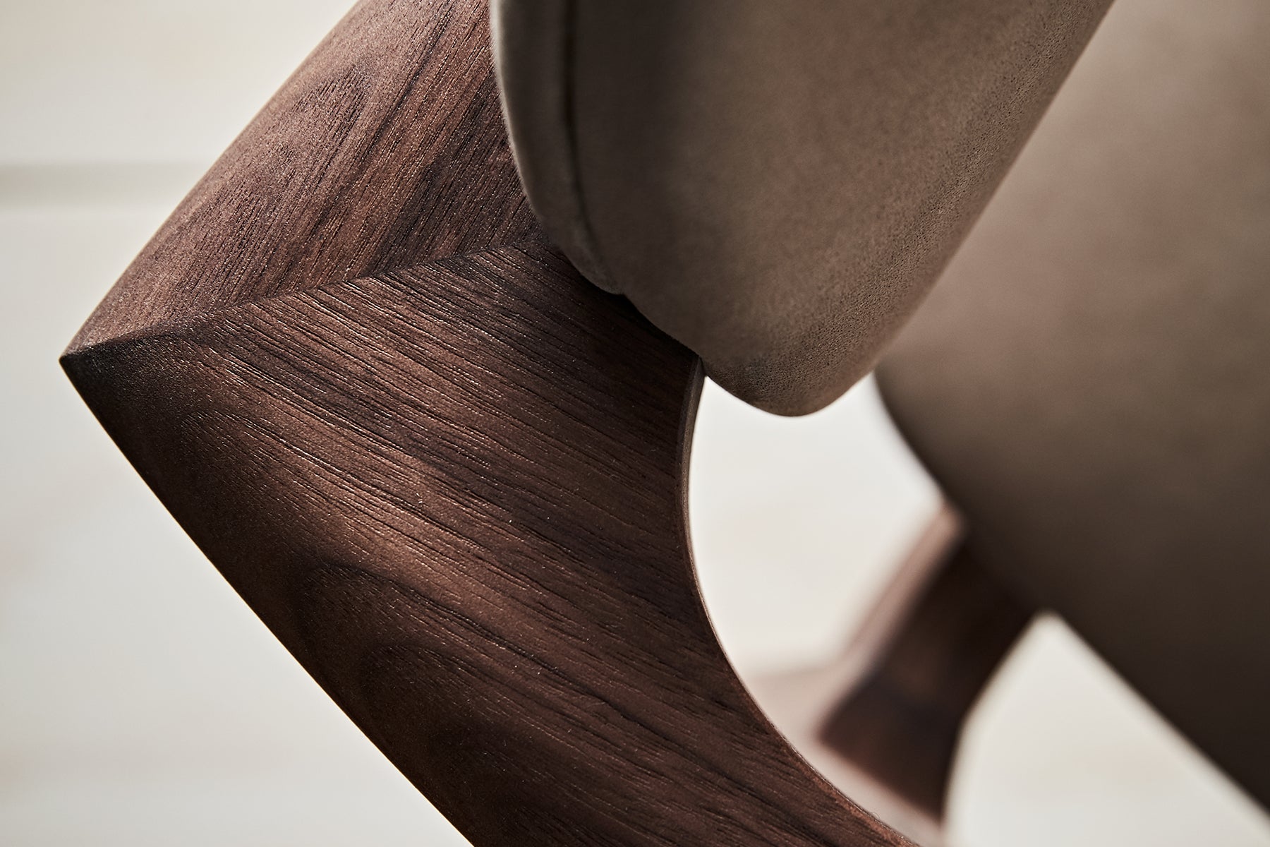Lumi Dining Chair