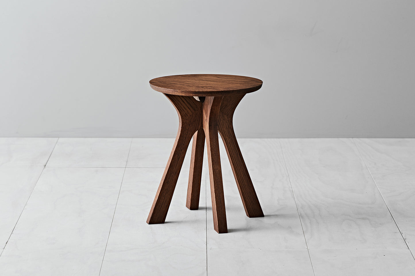 Lyssna Stool