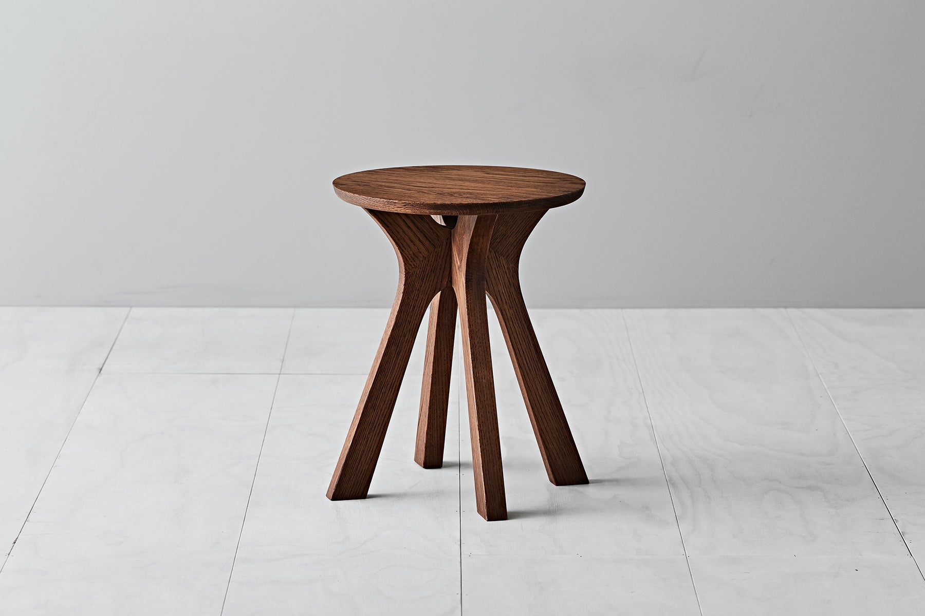 Lyssna Stool