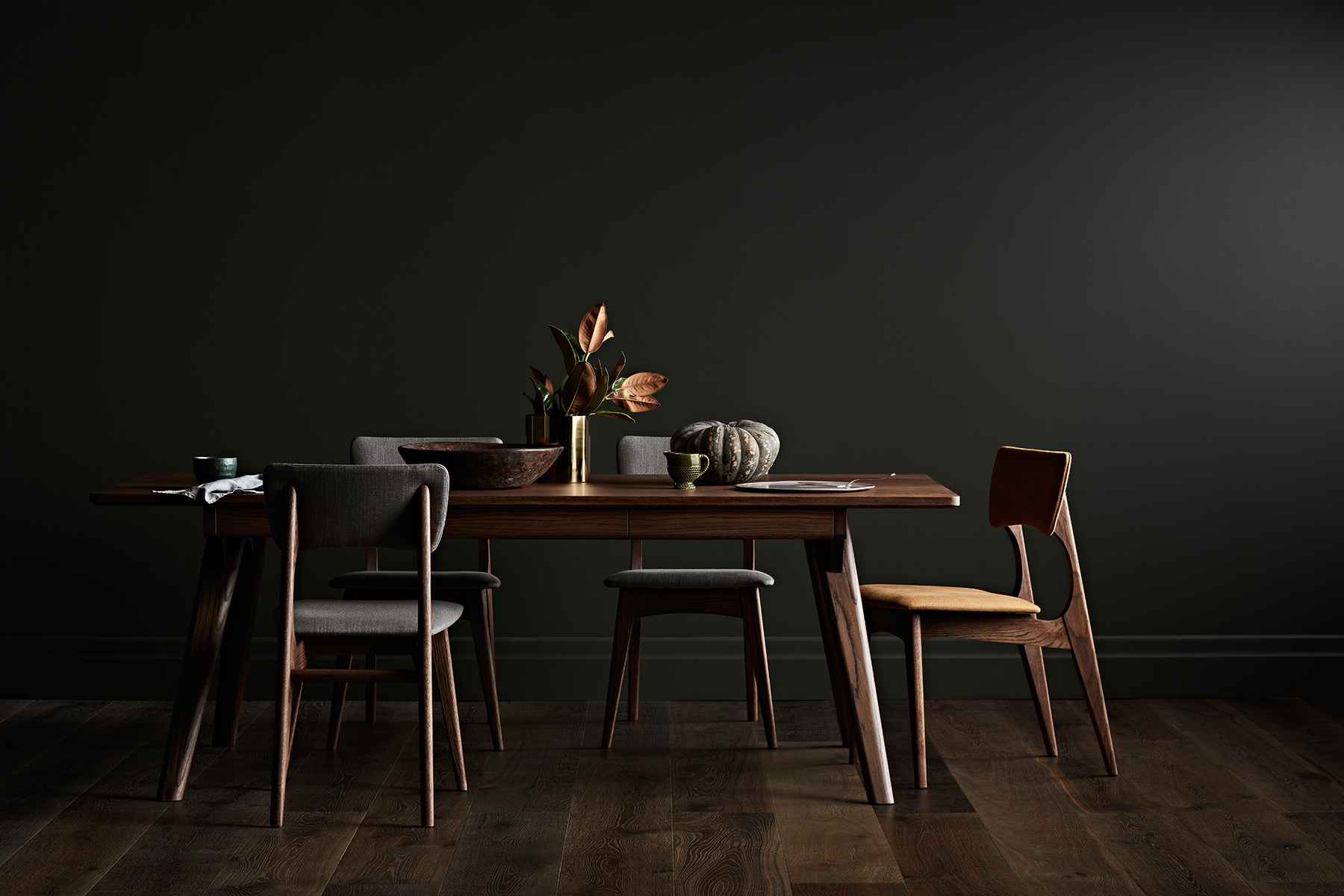 Rima Dining Table