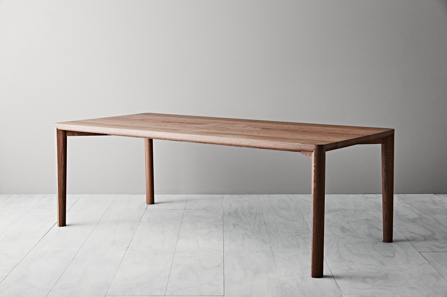 Sika Dining Table