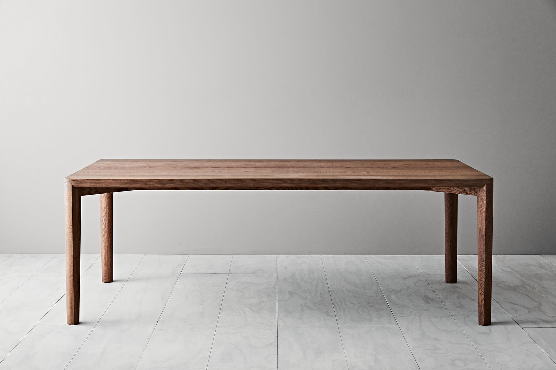 Sika Dining Table