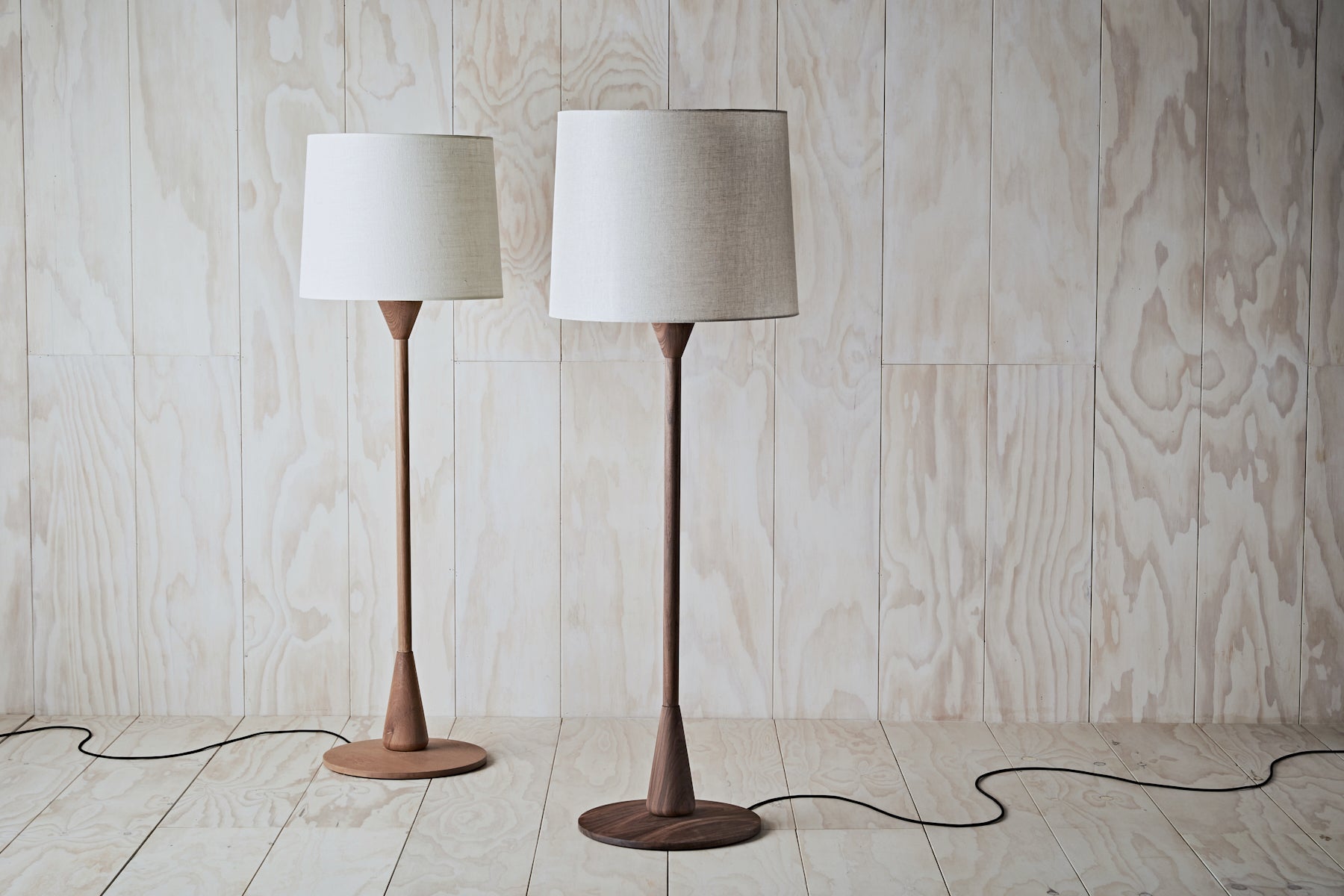 Tote Floor Lamp