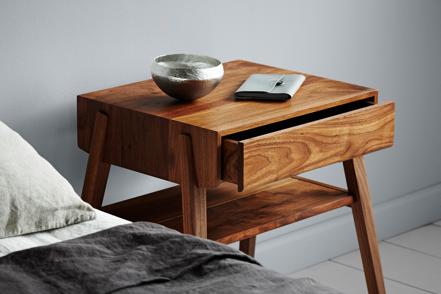 Tuki Bedside