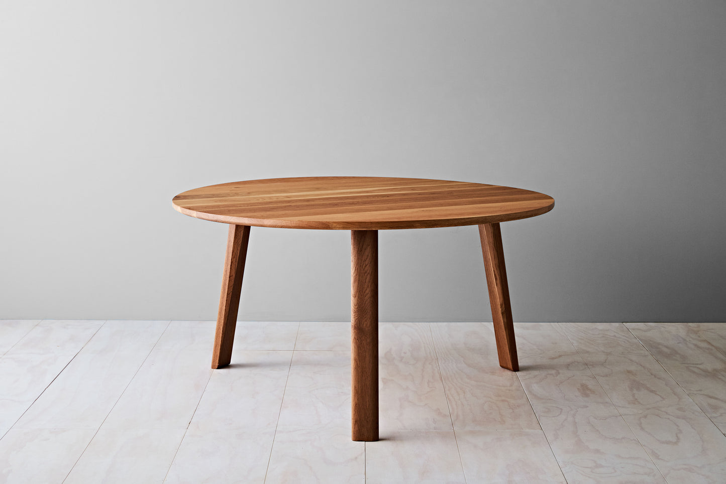 Waka Round Dining Table