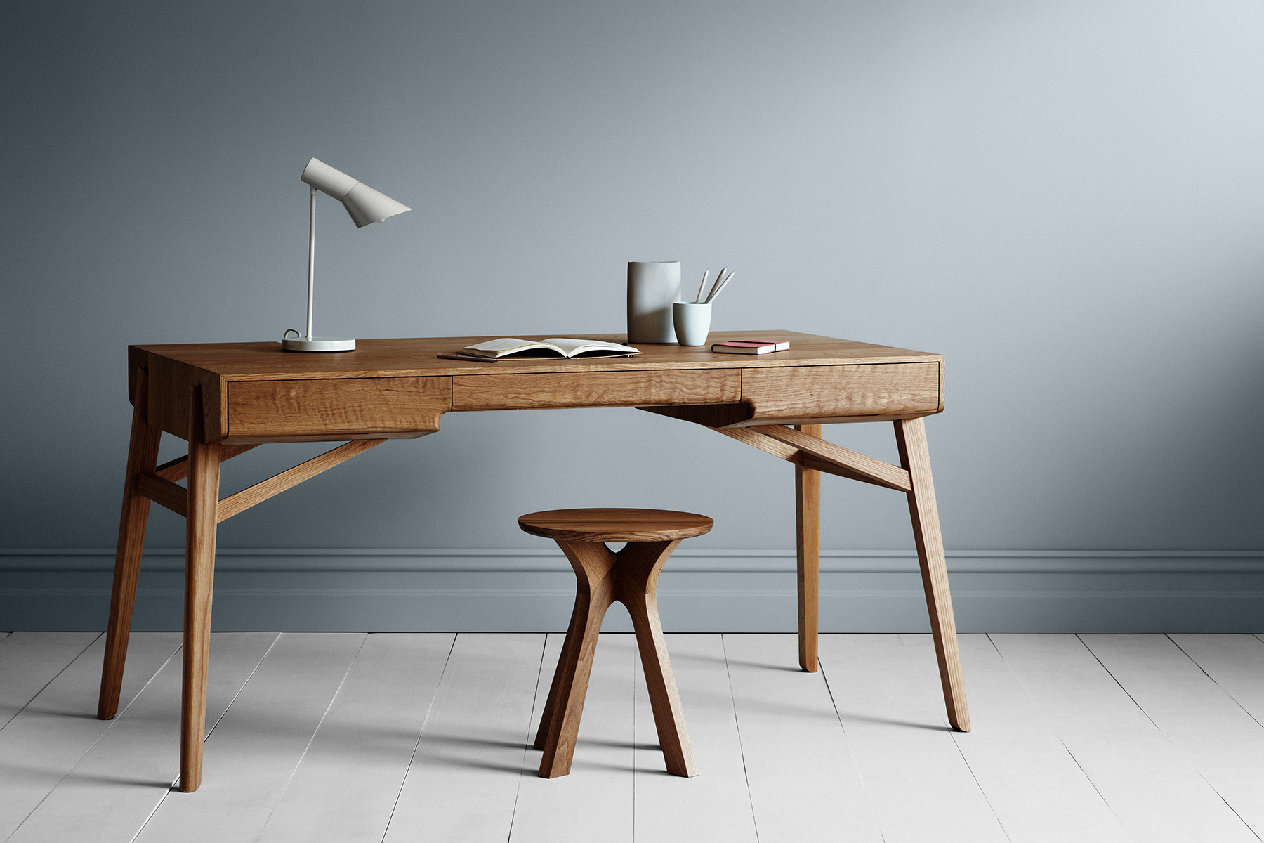 Tuki Desk