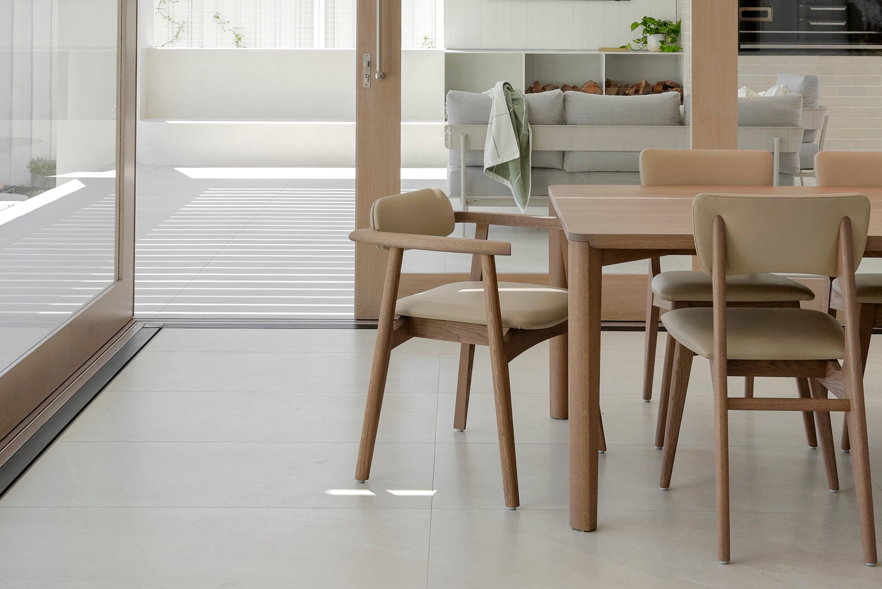 Lumi Dining Chair