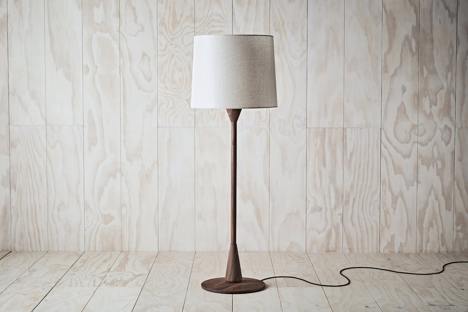 Tote Floor Lamp - Tide Design - Tide Design - Handmade Furniture